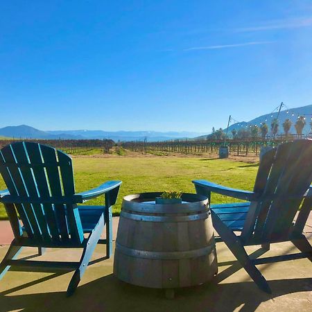 Sequoia View Vineyard Acomodação com café da manhã Sanger Exterior foto